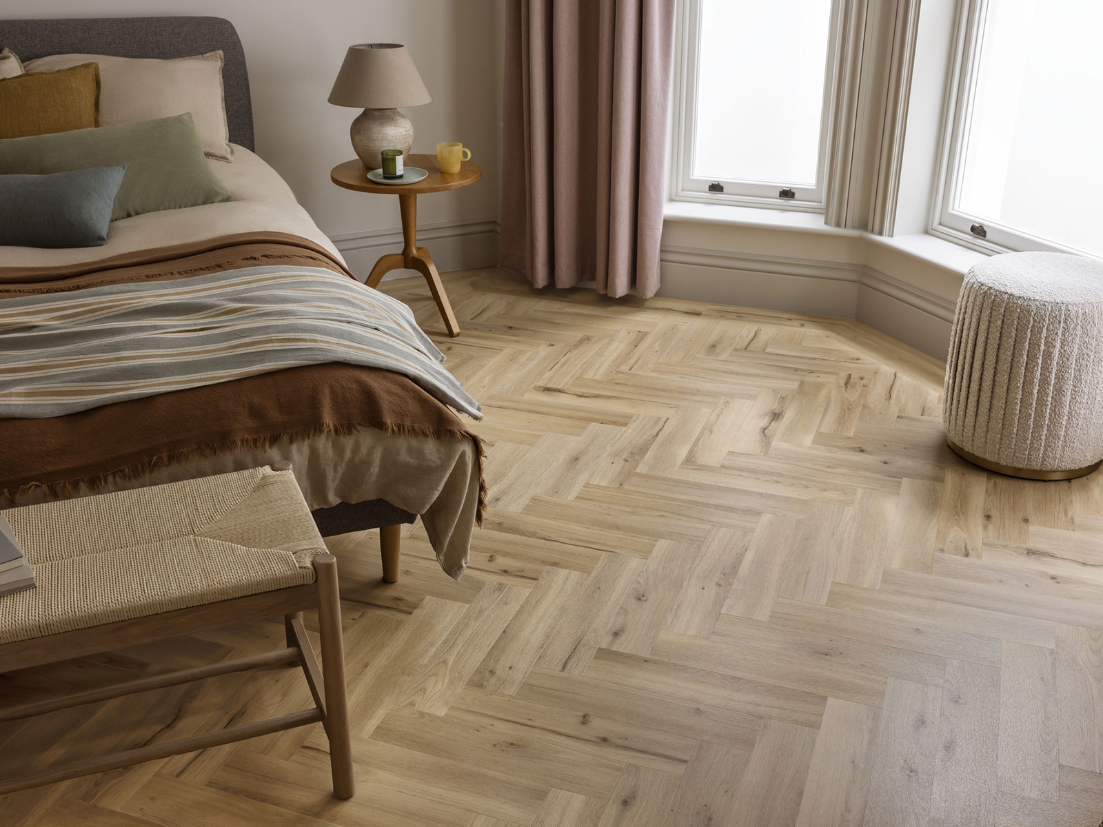 Tailor Oak in Large Parquet: Amtico Spacia LVT Design flooring